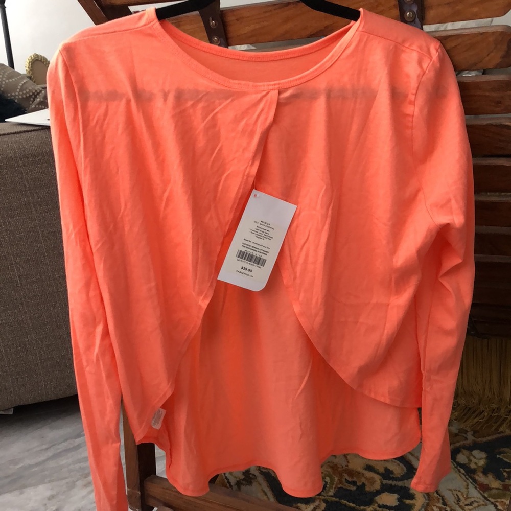 Fabletics split back top M - Picture 2 of 3